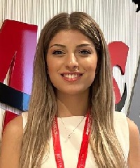 Özüm Demir